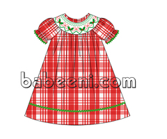 Find fabulous smocked Christmas clothes for your children